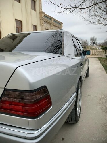 Mercedes E 230 1994, 729,000 km - 2.3 l - Bakı
