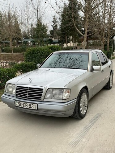 Mercedes E 230 1994, 729,000 km - 2.3 l - Bakı