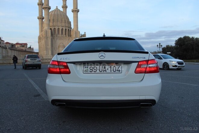 Mercedes E 350 2009, 281,000 km - 3.0 л - Bakı