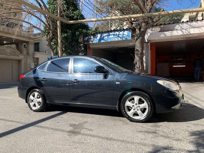 Hyundai Elantra 2009, 210,000 km - 2.0 l - Sumqayıt