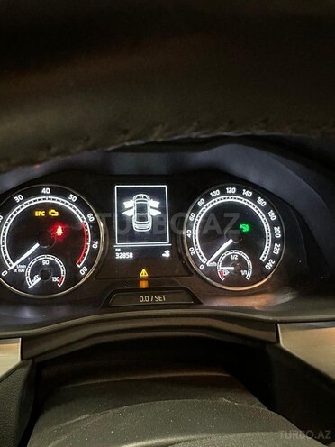 Skoda Rapid 2021, 33,000 km - 1.6 l - Bakı