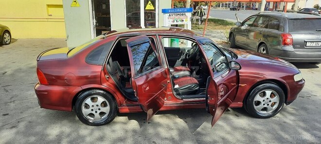 Opel Vectra 1999, 399,785 km - 1.6 л - Bakı