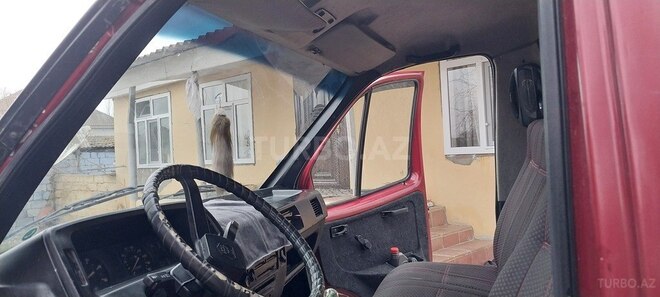 GAZ 32212 2002, 180,000 km - 2.5 l - Neftçala
