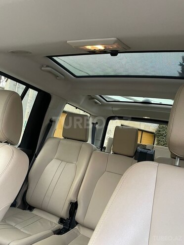 Land Rover Discovery 2015, 94,790 km - 3.0 l - Bakı