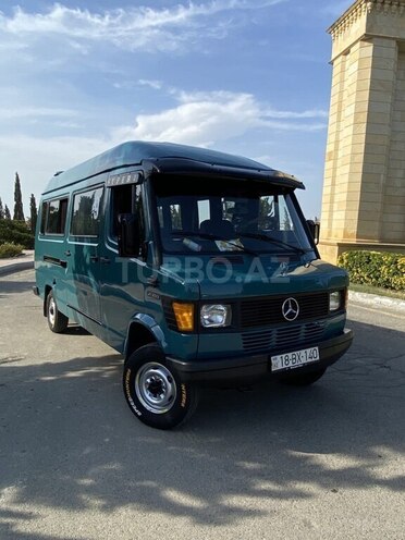 Mercedes 208 D 1993, 350,000 km - 2.3 l - Şirvan