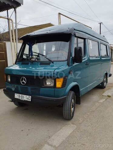 Mercedes 208 D 1993, 350,000 km - 2.3 l - Şirvan