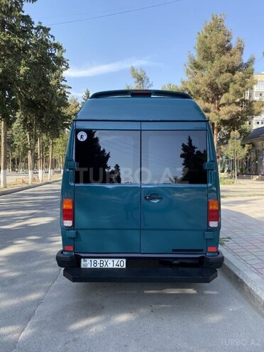 Mercedes 208 D 1993, 350,000 km - 2.3 l - Şirvan