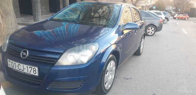 Opel Astra 2004, 200,000 km - 1.4 l - Bakı