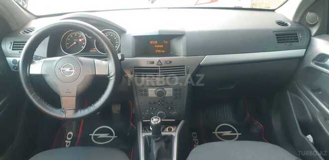 Opel Astra 2004, 200,000 km - 1.4 l - Bakı