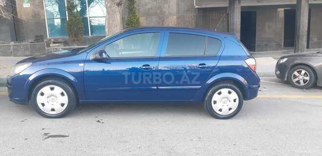 Opel Astra 2004, 200,000 km - 1.4 l - Bakı