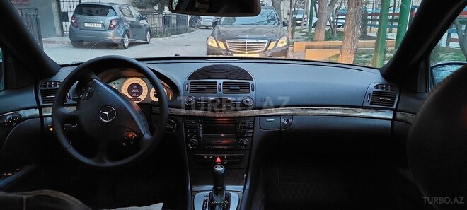 Mercedes E 220 2002, 377,155 km - 2.2 л - Bakı