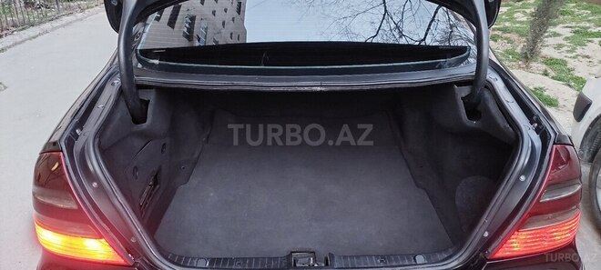 Mercedes E 220 2002, 377,155 km - 2.2 л - Bakı