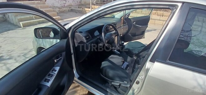 Toyota Corolla 2006, 295,000 km - 1.4 l - Bakı