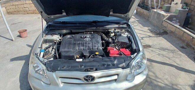 Toyota Corolla 2006, 295,000 km - 1.4 l - Bakı