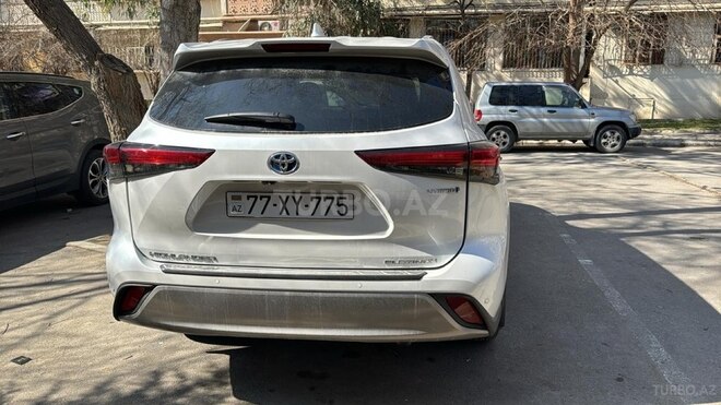 Toyota Highlander 2023, 9,000 km - 2.0 l - Bakı
