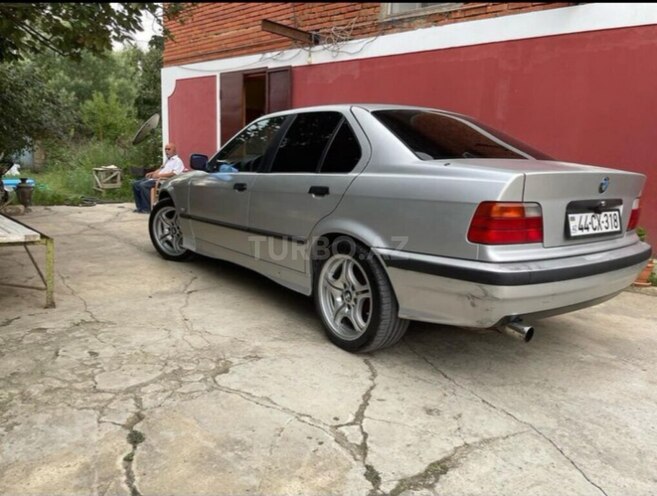 BMW 318 1993, 401,000 km - 1.8 л - Masallı