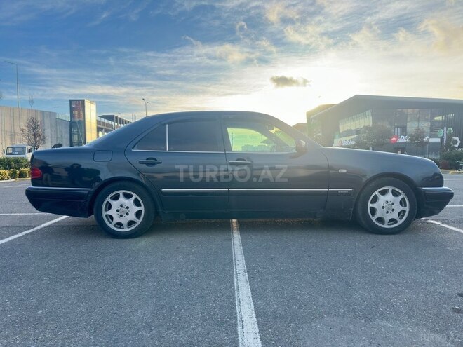 Mercedes E 280 1997, 250,000 km - 2.8 л - Bakı