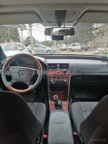 Mercedes C 180 1998, 319,000 km - 1.8 л - Gəncə
