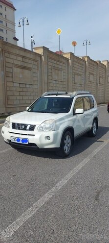 Nissan X-Trail 2010, 195,000 km - 2.5 l - Bakı