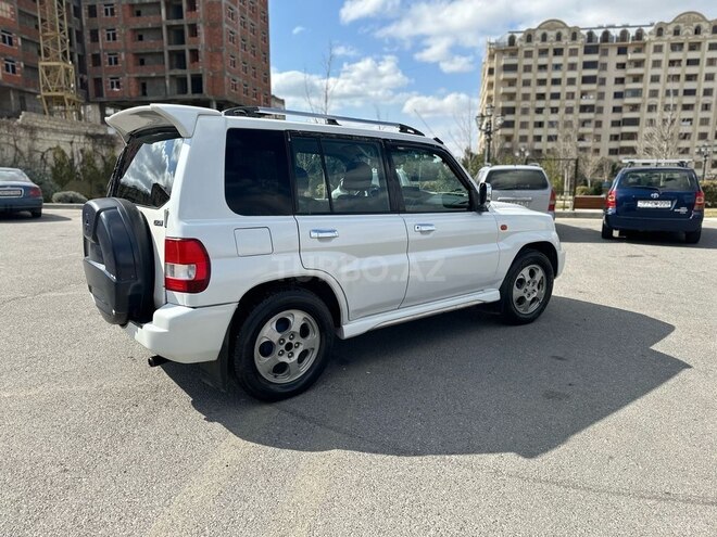 Mitsubishi Pajero io 2000, 200,000 km - 2.0 l - Bakı
