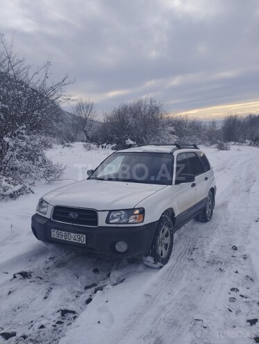 Subaru Forester 2004, 276,242 km - 2.5 l - İsmayıllı