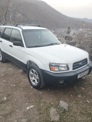 Subaru Forester 2004, 276,242 km - 2.5 l - İsmayıllı