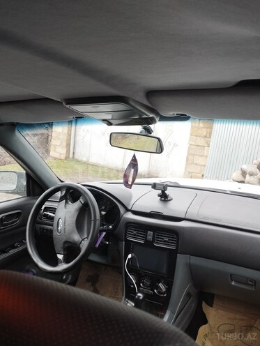 Subaru Forester 2004, 276,242 km - 2.5 l - İsmayıllı