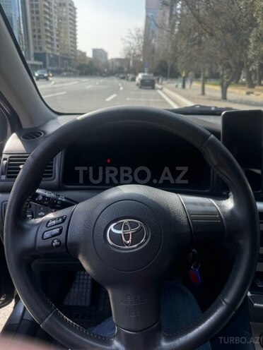 Toyota Corolla 2006, 295,000 km - 1.4 l - Bakı