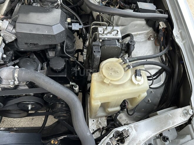 Mercedes E 200 1997, 314,000 km - 2.0 l - Bakı