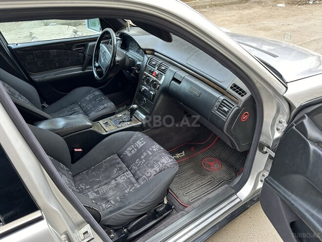 Mercedes E 200 1997, 314,000 km - 2.0 l - Bakı