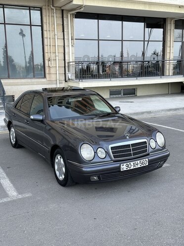 Mercedes E 240 1998, 300,000 km - 2.4 l - Sumqayıt