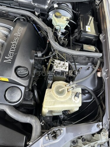 Mercedes E 240 1998, 300,000 km - 2.4 l - Sumqayıt