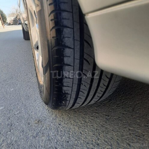 Mercedes E 220 1999, 342,553 km - 2.2 l - Bakı