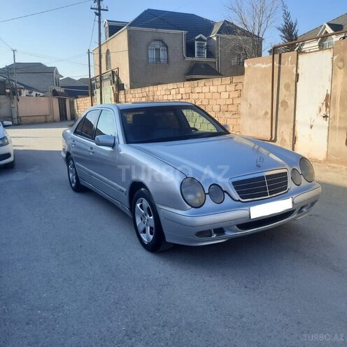 Mercedes E 220 1999, 342,553 km - 2.2 l - Bakı