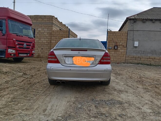 Mercedes C 320 2000, 662,179 km - 3.2 l - Bakı