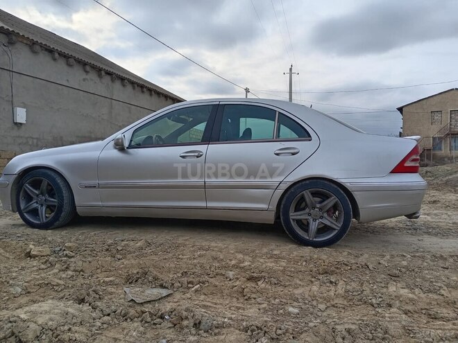 Mercedes C 320 2000, 662,179 km - 3.2 l - Bakı