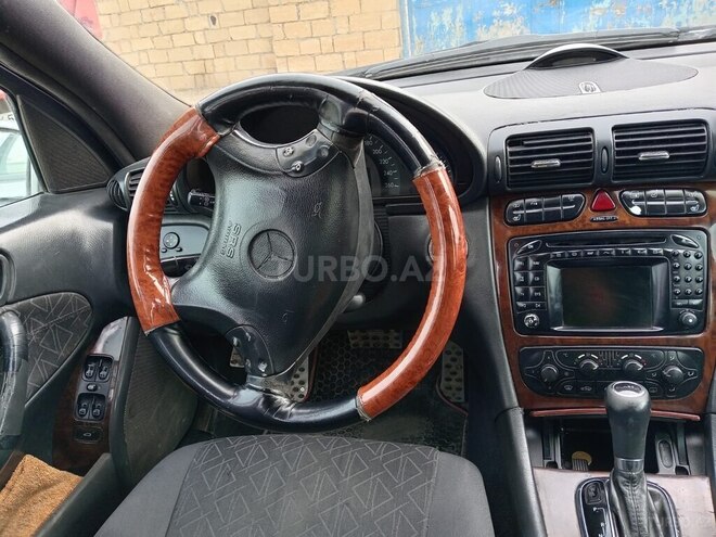 Mercedes C 320 2000, 662,179 km - 3.2 l - Bakı