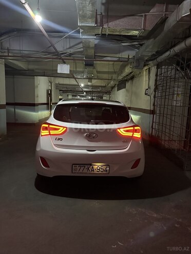 Hyundai i30 2012, 230,000 km - 1.6 l - Bakı