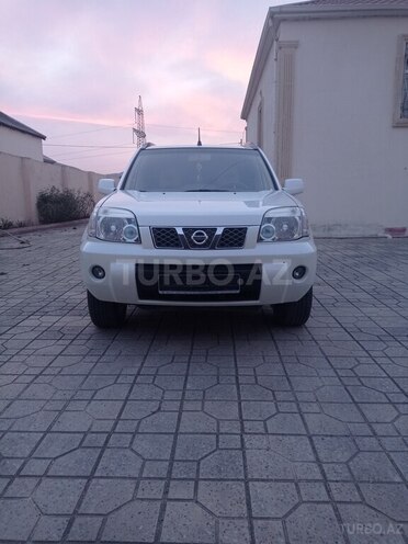 Nissan X-Trail 2010, 298,000 km - 2.5 l - Siyəzən