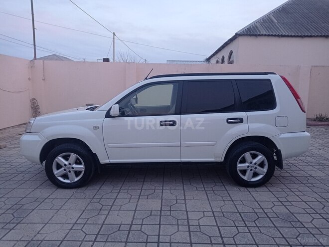 Nissan X-Trail 2010, 298,000 km - 2.5 l - Siyəzən