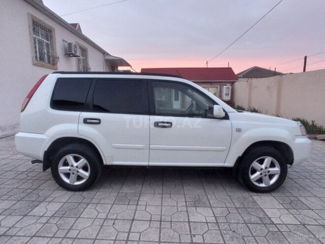 Nissan X-Trail 2010, 298,000 km - 2.5 l - Siyəzən