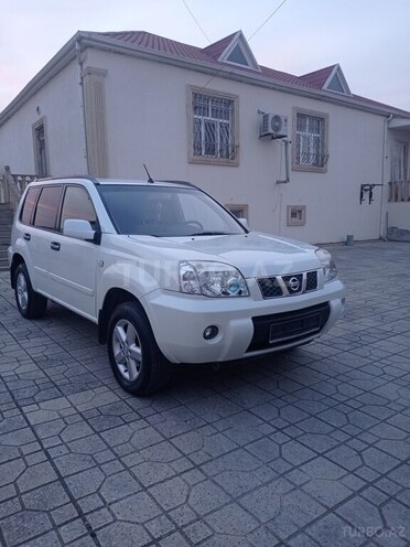 Nissan X-Trail 2010, 298,000 km - 2.5 l - Siyəzən