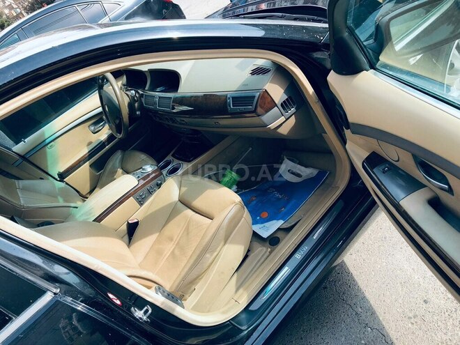 BMW 745 2005, 195,000 km - 4.4 l - Bakı