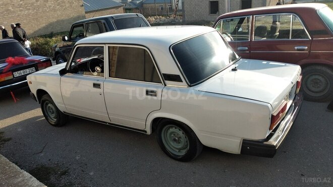 LADA (VAZ) 2107 2006, 64,000 km - 1.6 л - Şamaxı