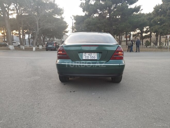 Mercedes C 220 2001, 285,000 km - 2.2 л - Sumqayıt