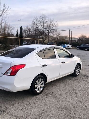 Nissan Sunny 2013, 210,000 km - 1.2 l - Bakı