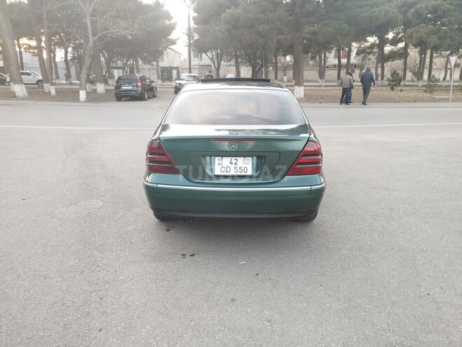Mercedes C 240 2001, 285,000 km - 2.4 л - Sumqayıt