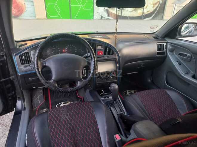 Hyundai Elantra 2005, 493,558 km - 1.6 л - Sumqayıt