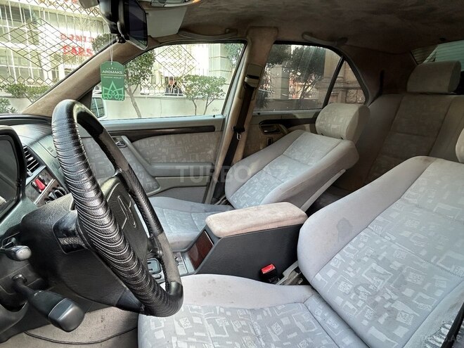Mercedes C 200 1997, 252,000 km - 2.0 l - Bakı