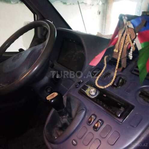 Mercedes Vito 2000, 520,000 km - 2.2 l - Bakı